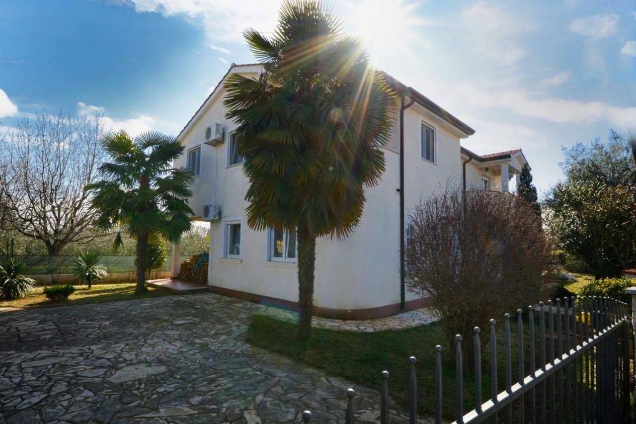 Villa Zare Poreč Exteriör bild