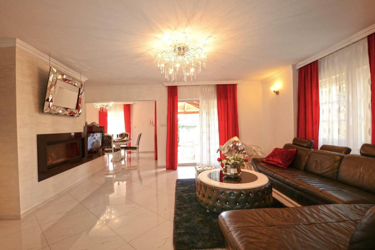 Villa Zare Poreč Exteriör bild