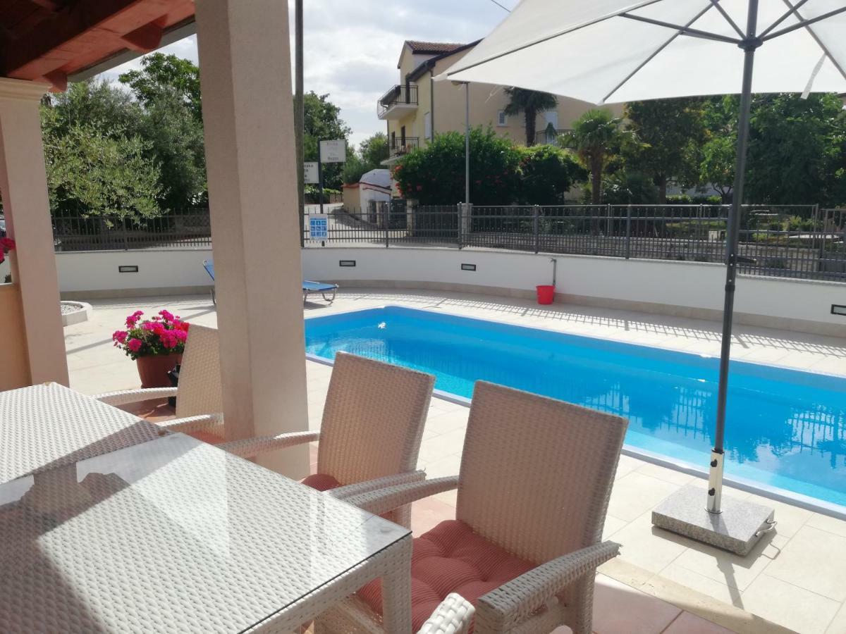Villa Zare Poreč Exteriör bild